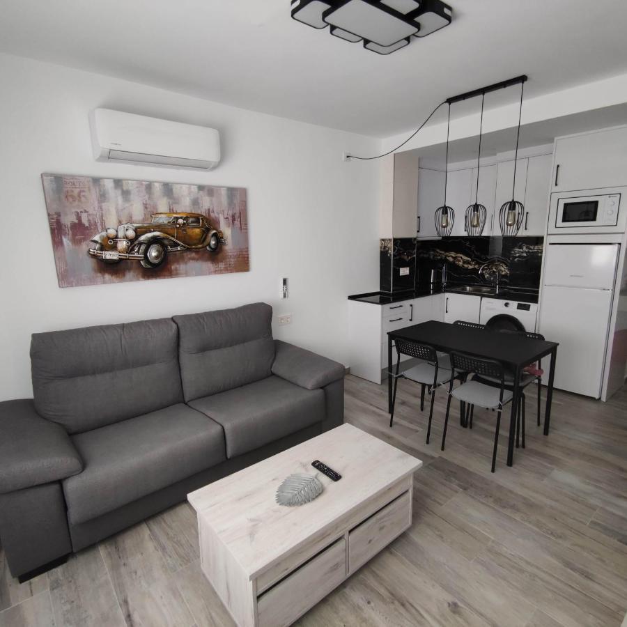 Apartamentos Sol Y Luna Conil Конил-де-ла-Фронтера Екстериор снимка